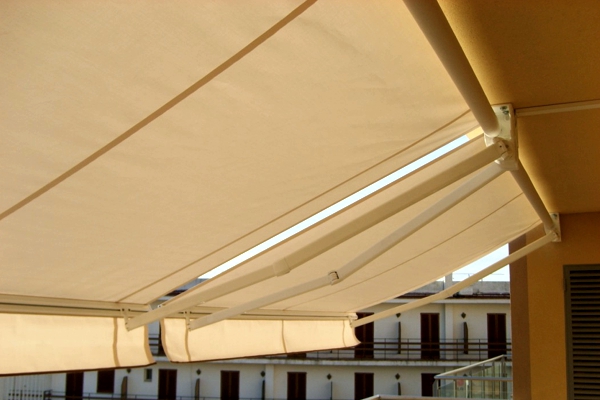 Toldo extensible balcón